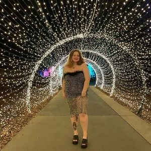 Meet your Posher, Caroline